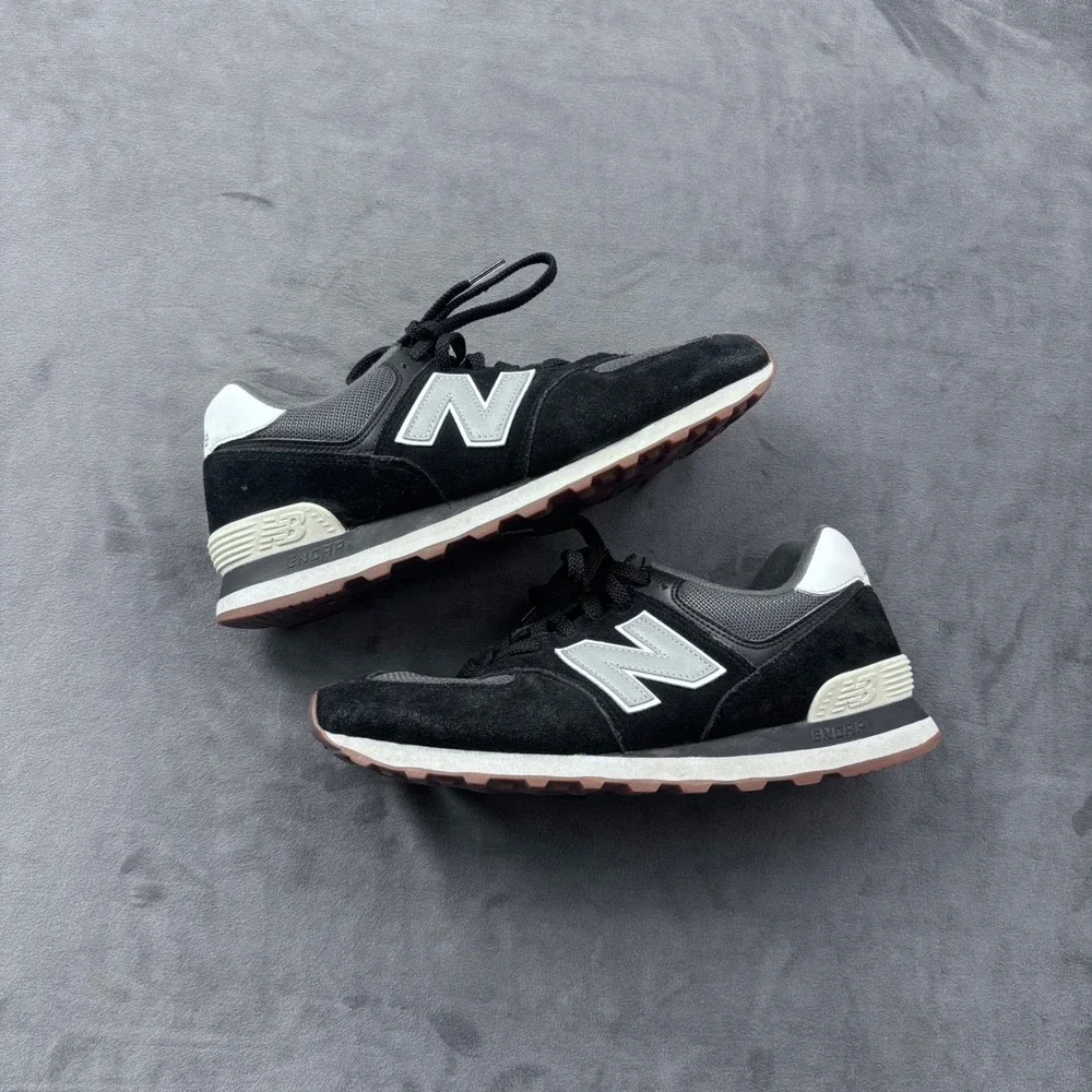 New Balance 574 Classic Womens Sneakers Black Grey Suede ML574EGG Gum Sole